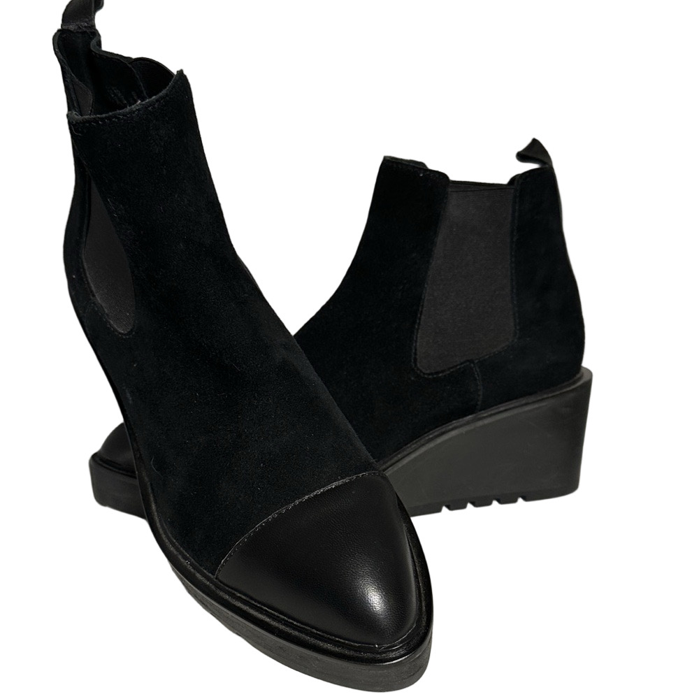 Cecelia New York Gemmain Wedge Chelsea Boots - Black suede & Leather - Size 10.5